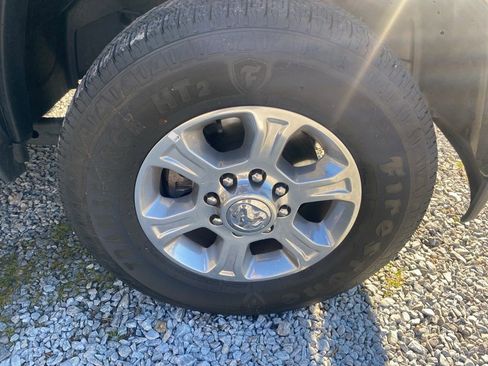 Used 2024 RAM 2500 Big Horn w/ Safety Group image 20