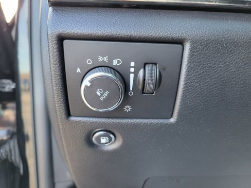 Used 2020 Jeep Grand Cherokee Limited X image 21