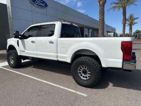 Used 2021 Ford F250 Lariat w/ Lariat Ultimate Package AWD/4WD image 4