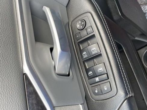 Used 2022 RAM 2500 Big Horn w/ Snow Chief Group image 25