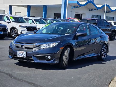 Used 2017 Honda Civic EX-T image 8