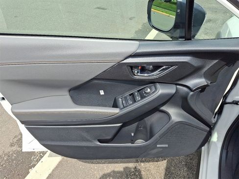 New 2025 Subaru Crosstrek 2.5i Limited w/ Crosstrek Mirror Package image 8