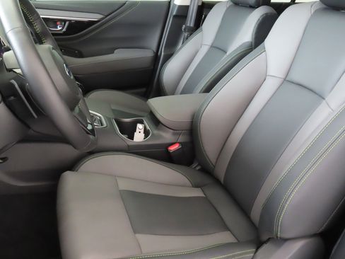 Certified 2025 Subaru Outback Onyx Edition image 13