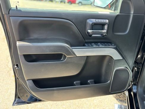 Used 2018 Chevrolet Silverado 1500 LTZ Z71 image 12