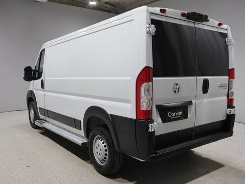 Used 2025 RAM ProMaster 2500 w/ U-Haul Equipment Group FWD image 5