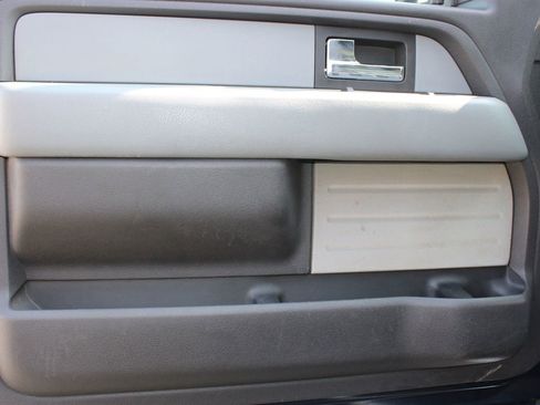 Used 2013 Ford F150 XLT w/ XLT Chrome Pkg AWD/4WD image 3