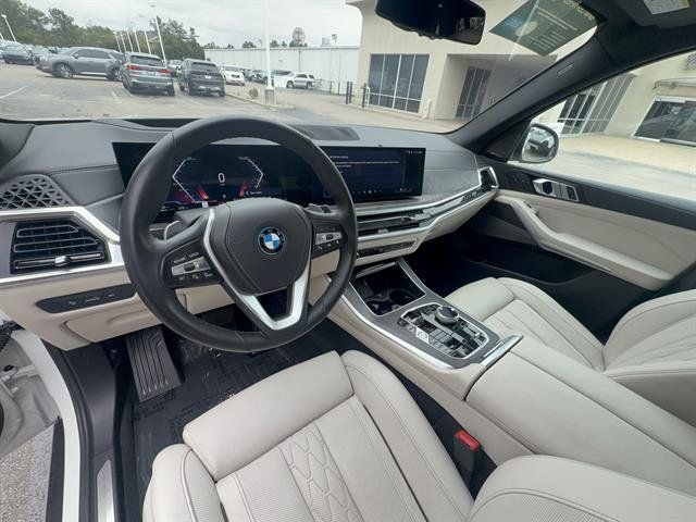 Used 2024 BMW X5 xDrive50e w/ Executive Package AWD/4WD image 12