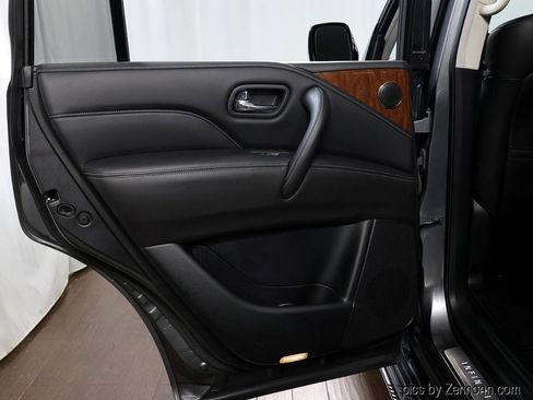 Used 2018 INFINITI QX80 4WD w/ Driver Assistance Package image 29