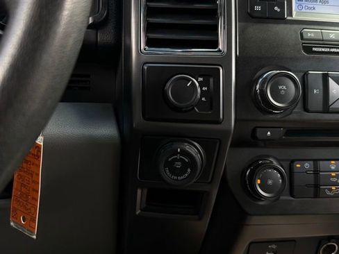 Used 2018 Ford F150 XLT w/ Trailer Tow Package image 25