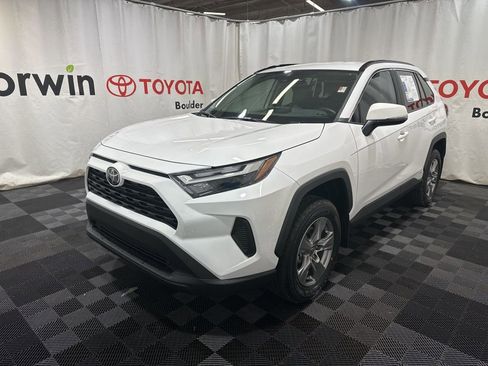 Used 2025 Toyota RAV4 XLE image 3