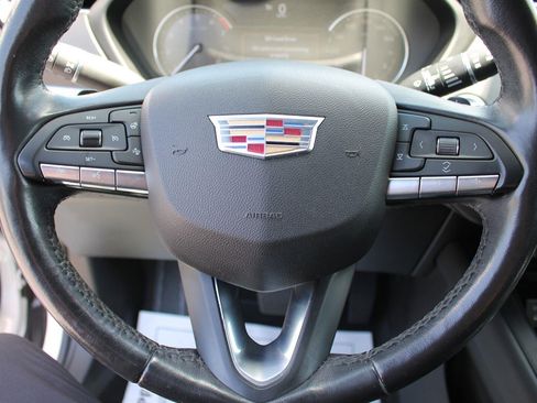 Used 2021 Cadillac XT4 Premium Luxury AWD/4WD image 16
