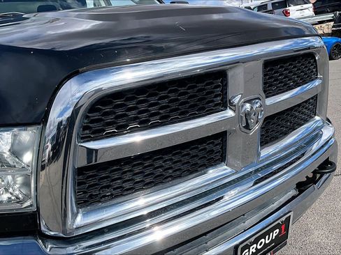 Used 2018 RAM 2500 Tradesman w/ Chrome Appearance Group image 28