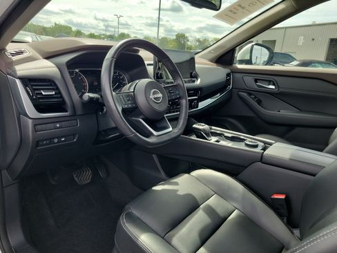 Used 2023 Nissan Rogue SL w/ SL Premium Package AWD/4WD image 19