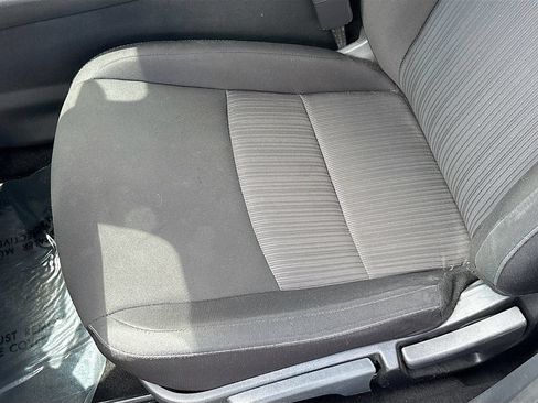 Used 2025 Nissan Sentra SV FWD image 18