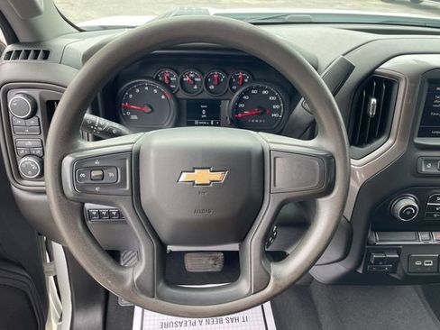 Used 2023 Chevrolet Silverado 2500 Custom w/ Gooseneck/5TH Wheel Package image 18