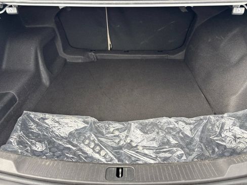 Used 2017 Buick LaCrosse Essence FWD image 22