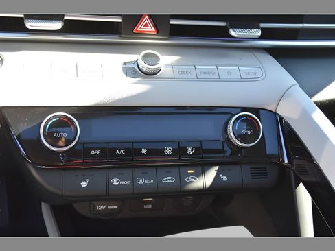 New 2026 Hyundai Elantra Limited FWD image 22