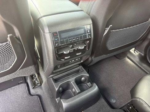 New 2026 Jeep Grand Cherokee L Limited AWD/4WD image 18