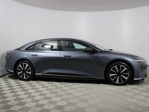 Used 2024 Lucid Air Touring image 42