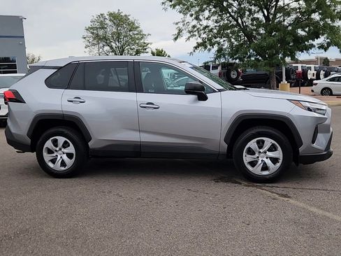 Used 2025 Toyota RAV4 LE AWD/4WD image 10