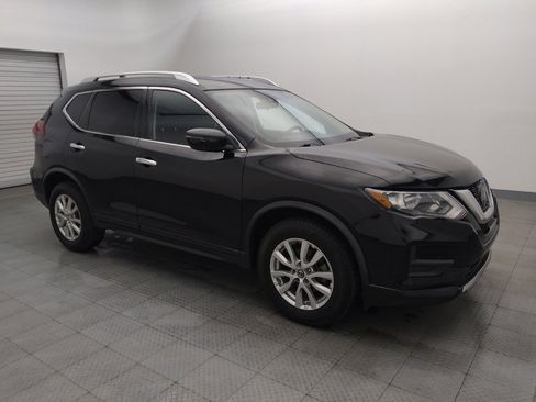 Used 2019 Nissan Rogue SV image 11