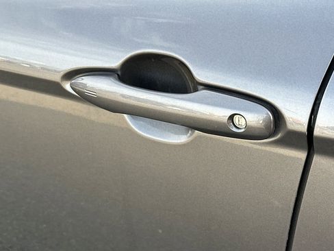 Used 2024 Toyota Camry XLE image 18