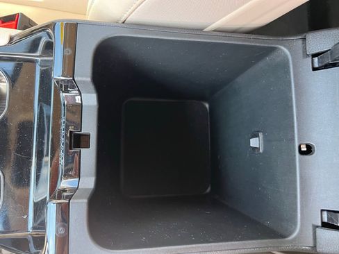 Used 2022 Jeep Grand Cherokee L Limited image 34