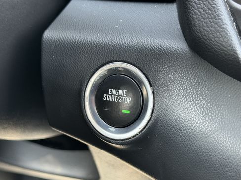 Used 2022 GMC Terrain AT4 AWD/4WD image 32