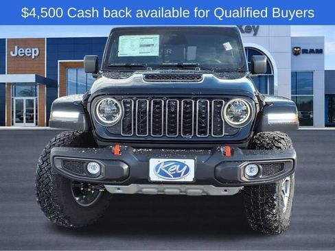 New 2026 Jeep Gladiator Mojave w/ Technology Group AWD/4WD image 2