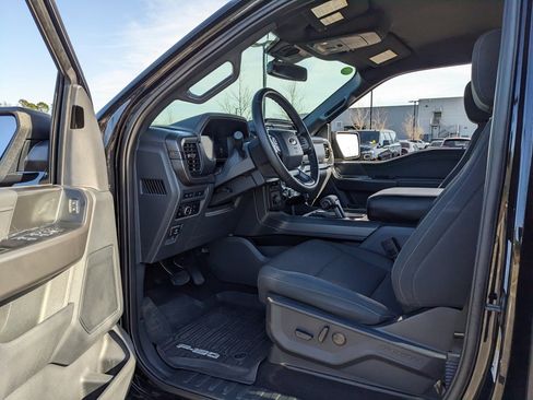 Used 2024 Ford F150 XLT w/ Equipment Group 302A MID image 40