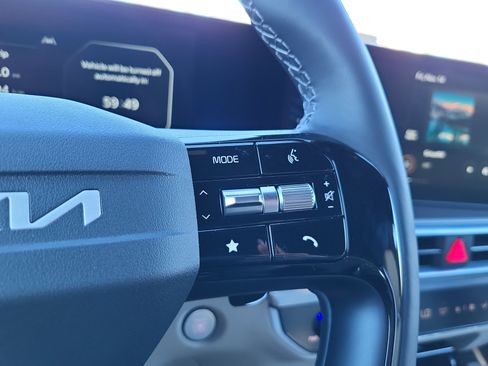 New 2026 Kia Sorento SX Prestige AWD/4WD image 17