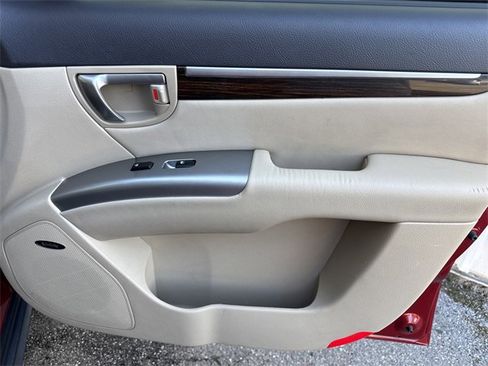 Used 2011 Hyundai Santa Fe Limited w/ Navigation Pkg 4 image 33