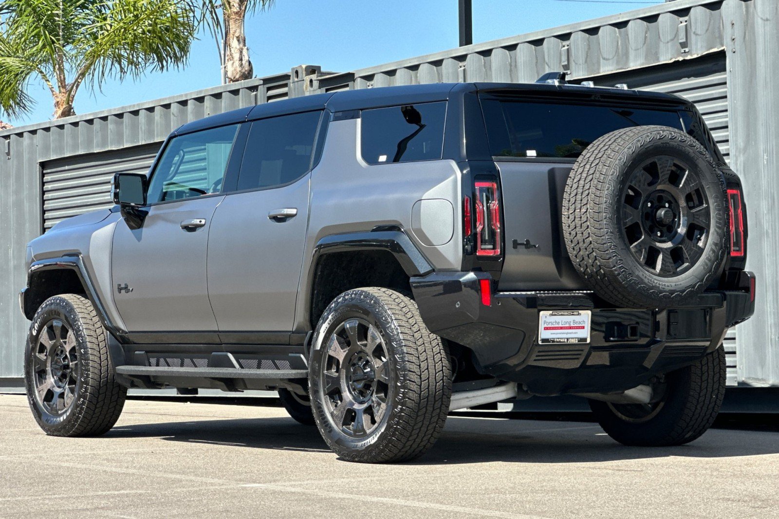 Used 2026 GMC Hummer EV 3X w/ Carbon Fiber Edition Package AWD/4WD image 3