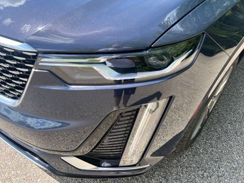 Certified 2025 Cadillac XT6 Premium Luxury AWD/4WD image 10