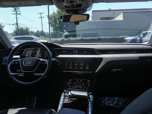 Used 2021 Audi e-tron Premium w/ Convenience Plus Package AWD/4WD image 16