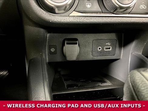 Certified 2023 Nissan Versa SV FWD image 16
