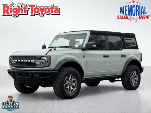 Used 2024 Ford Bronco Badlands AWD/4WD image 1