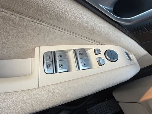 Used 2021 BMW X7 xDrive40i w/ Premium Package AWD/4WD image 47
