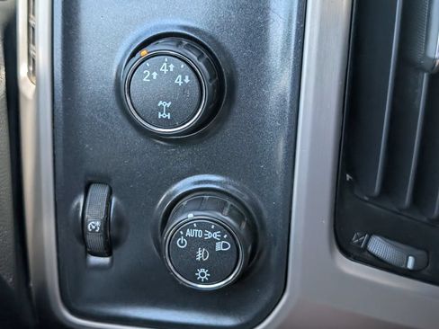 Used 2016 GMC Sierra 2500 Denali w/ Duramax Plus Package AWD/4WD image 12