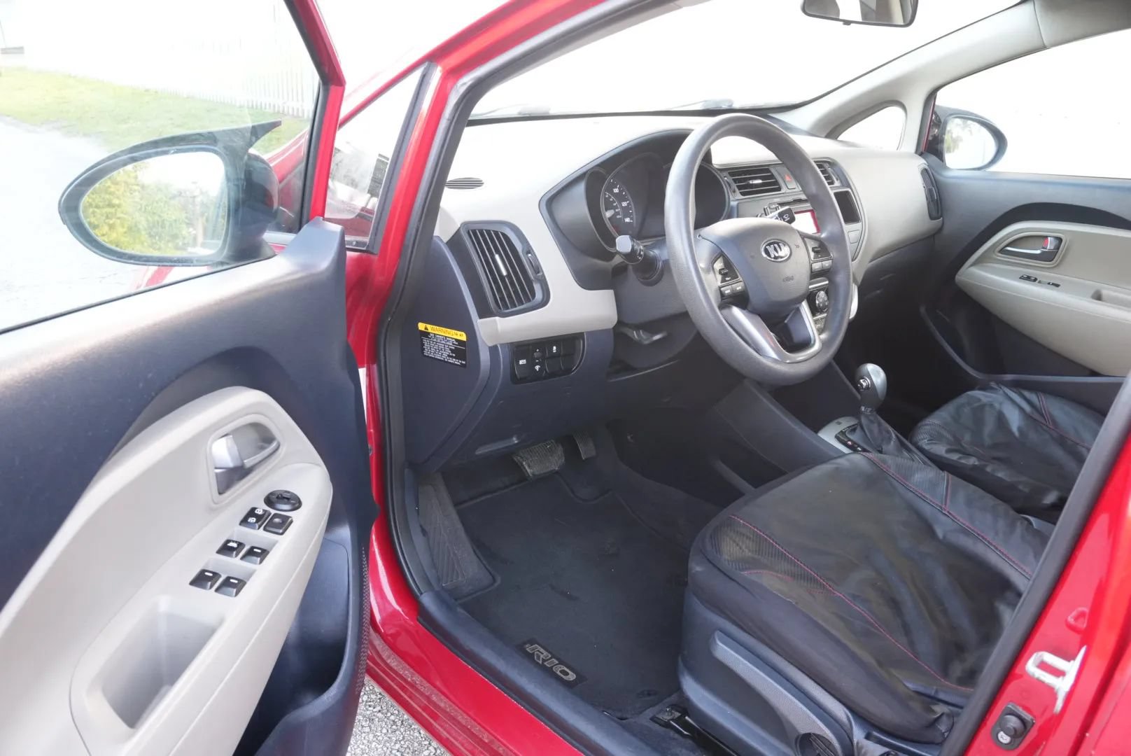 Used 2015 Kia Rio LX w/ Power Package FWD image 8