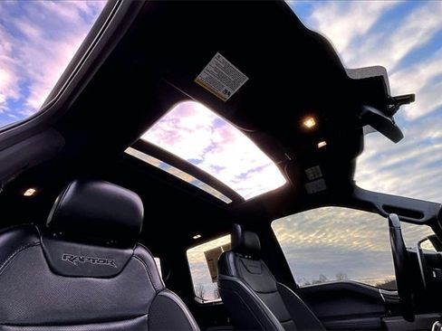 Used 2019 Ford F150 Raptor w/ Equipment Group 802A Luxury image 24