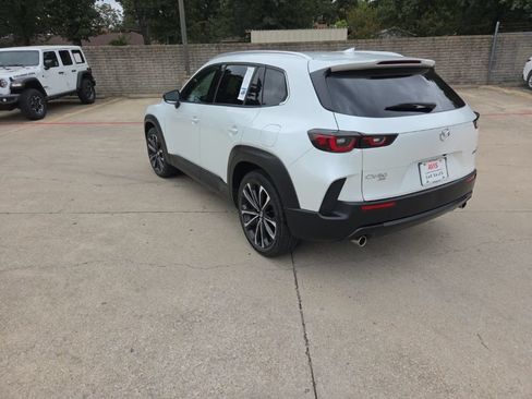 Used 2025 MAZDA CX-50 AWD 2.5 S w/ Premium Plus Pkg image 8