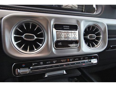 Used 2026 Mercedes-Benz G 63 AMG 4MATIC image 24