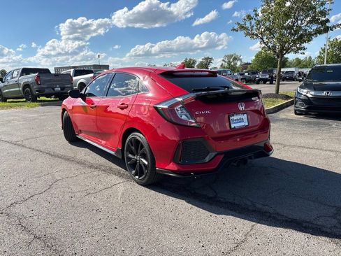Used 2018 Honda Civic Sport image 8