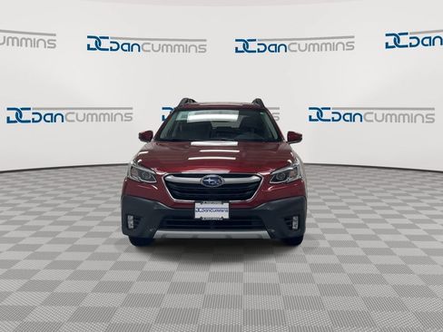 Used 2022 Subaru Outback Limited AWD/4WD image 3