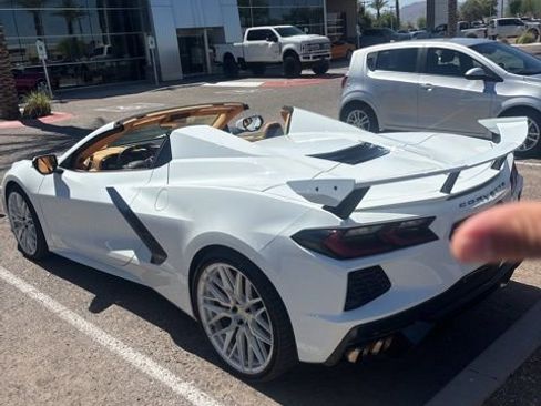 Used 2023 Chevrolet Corvette Stingray Premium Conv w/ Z51 Performance Package image 5