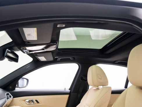 New 2026 BMW 330i xDrive 330i xDrive w/ Premium Package image 19