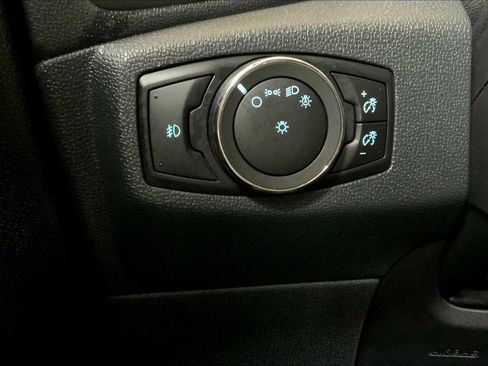 Certified 2021 Ford EcoSport SE w/ SE Convenience Package image 32