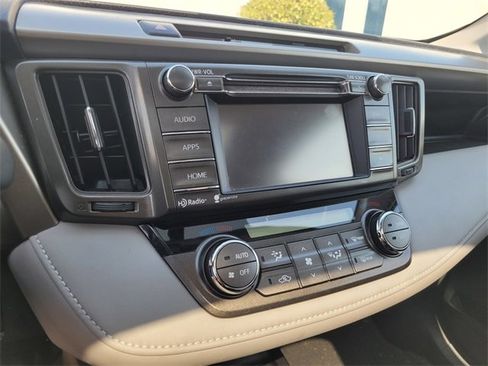 Used 2014 Toyota RAV4 XLE image 10
