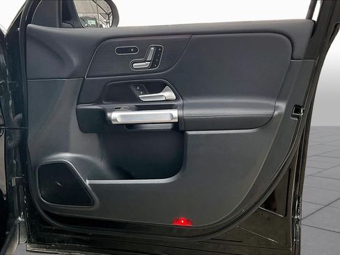Certified 2026 Mercedes-Benz GLB 250 image 23